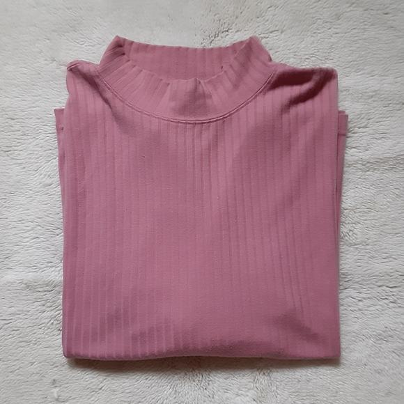 Classic Elements Sweaters - Pink Ribbed Sweater